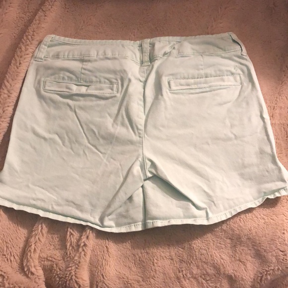 🔹4 for $30 American Eagle Size 4 Mint Green MIDI Stretch Shorts - Picture 4 of 7